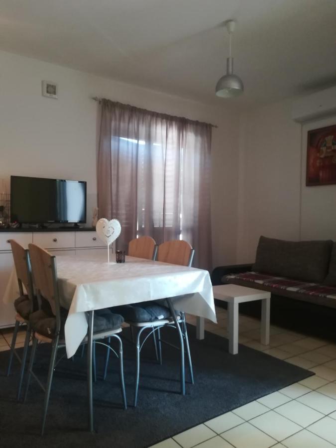 Apartments Eliva ウマグ エクステリア 写真