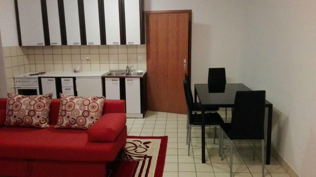 Apartments Eliva ウマグ エクステリア 写真